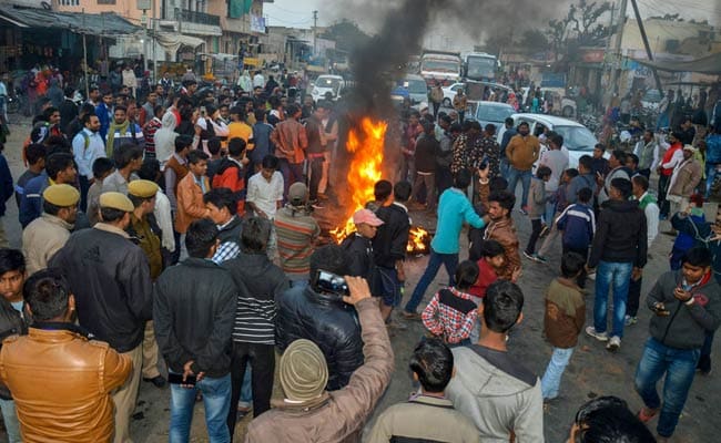 pankajmolekhi's tweet image. Meanwhile in Rajasthan: What Congress gained in election is being frittered away in CM selection. What voters considered a solution is proving to be a new problem #CobraEffect 
Is that how @INCIndia will contest 2019?