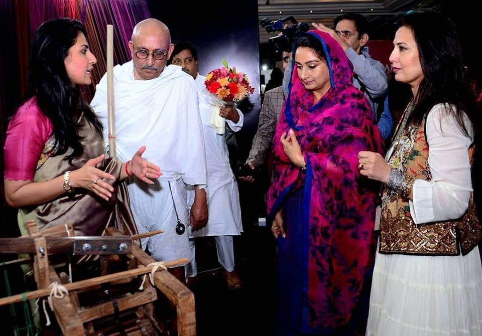 luxuryleagueind's tweet photo. At #TheLuxurySymposium2018, we presented ‘BRANDS THAT BRING GLORY TO INDIA’, called #TheShowcase – to promote and support the various forms of Indian art, crafts and brands. Timeless heritage pieces crafted by artisans of exceptional skill, Ohfab creates collectibles. #TLS2018 https://t.co/RauSeB5UBP