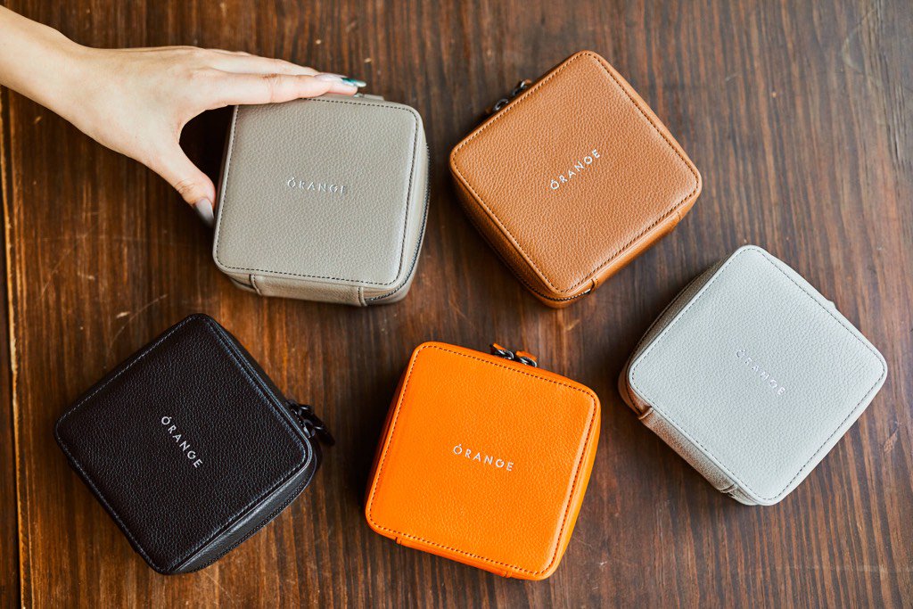 ORANGE オレンジ ガジェットポーチ 本革 THE POD Amazon | [オレンジ