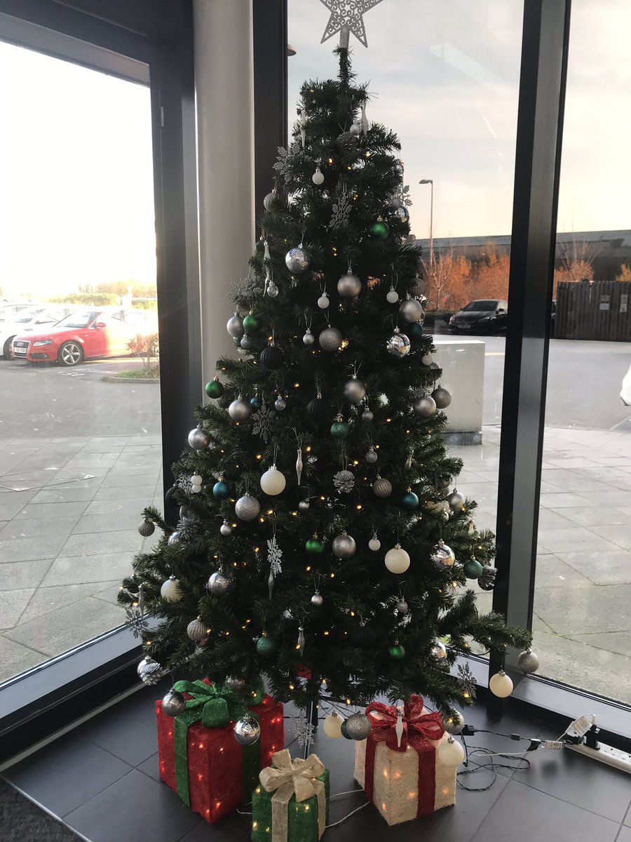 warrenbruce's tweet photo. We’re getting festive at WBC for #ChristmasJumperDay2018 for #SaveTheChildren - have you got your jumper on!? https://t.co/3KufB7enwh