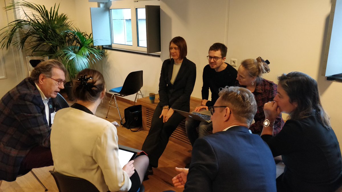 Kananen's tweet photo. Developmental discussions on European Maturity Model on #blendededucation,@EADTU @JYavoinyo https://t.co/XYYDWCLHqu