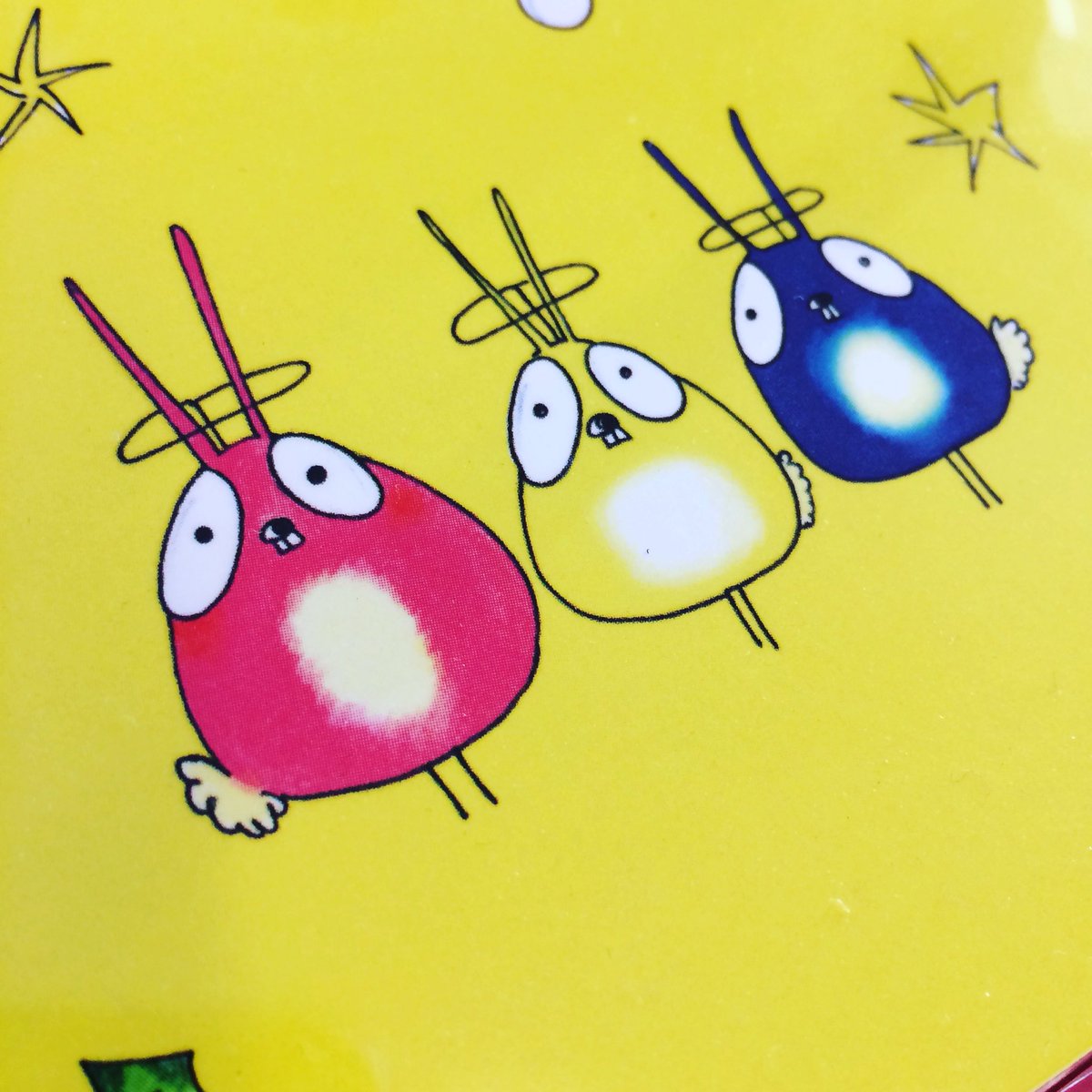 Three not-so-wise #bunnies puzzled by a star… 👑👑👑⭐️🎄 tictail.com/caroldaviesill… #fridayface #illustration
