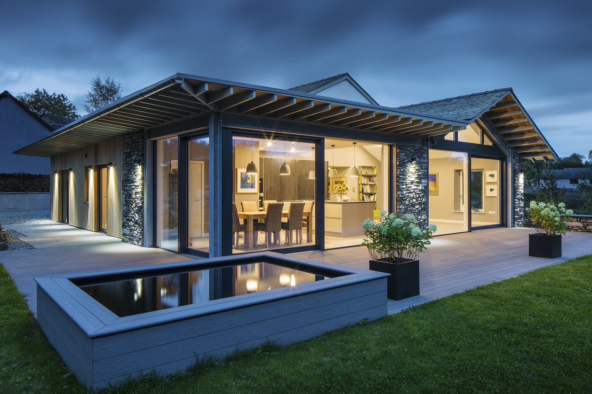 ecohausuk's tweet photo. Stunning project by @_BCA_ where we supplied and installed our @InternormUK #timbercomposite #windows and #slidingdoors #tripleglazed https://t.co/6rfelWVmMI