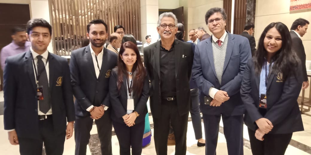 NLDalmia_Inst's tweet photo. @NLDalmia_ students with @nageshbsn , Non-Executive Chairman, @shoppersstop at the @wms18india
#kotlerawards #WMS18 #WorldMarketingSummit2018 #INDIA #World #Marketing #Summit #PhilipKotler #KotlerImpact https://t.co/FESOhShJRN