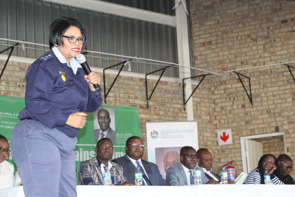 _ArriveAlive's tweet photo. Launch of Uthukela Community Safety Forum by MEC Kaunda  https://t.co/I2atmQvefn  #ArriveAlive #KZNTransport #CommunitySafetyForum https://t.co/PzRIlgDBZe