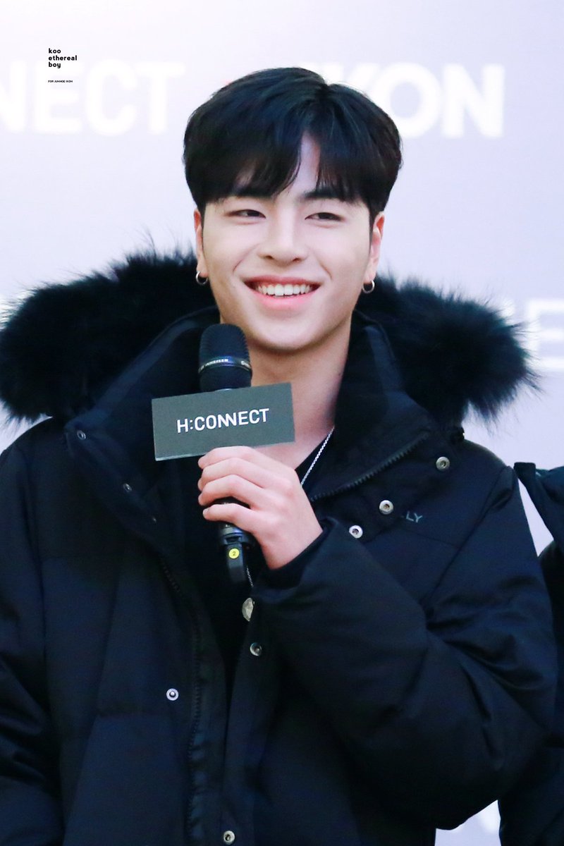 A smile that can heal all the illness  #JUNHOE  #JUNE  #iKON  #구준회  #준회  #아이콘  #ジュネ