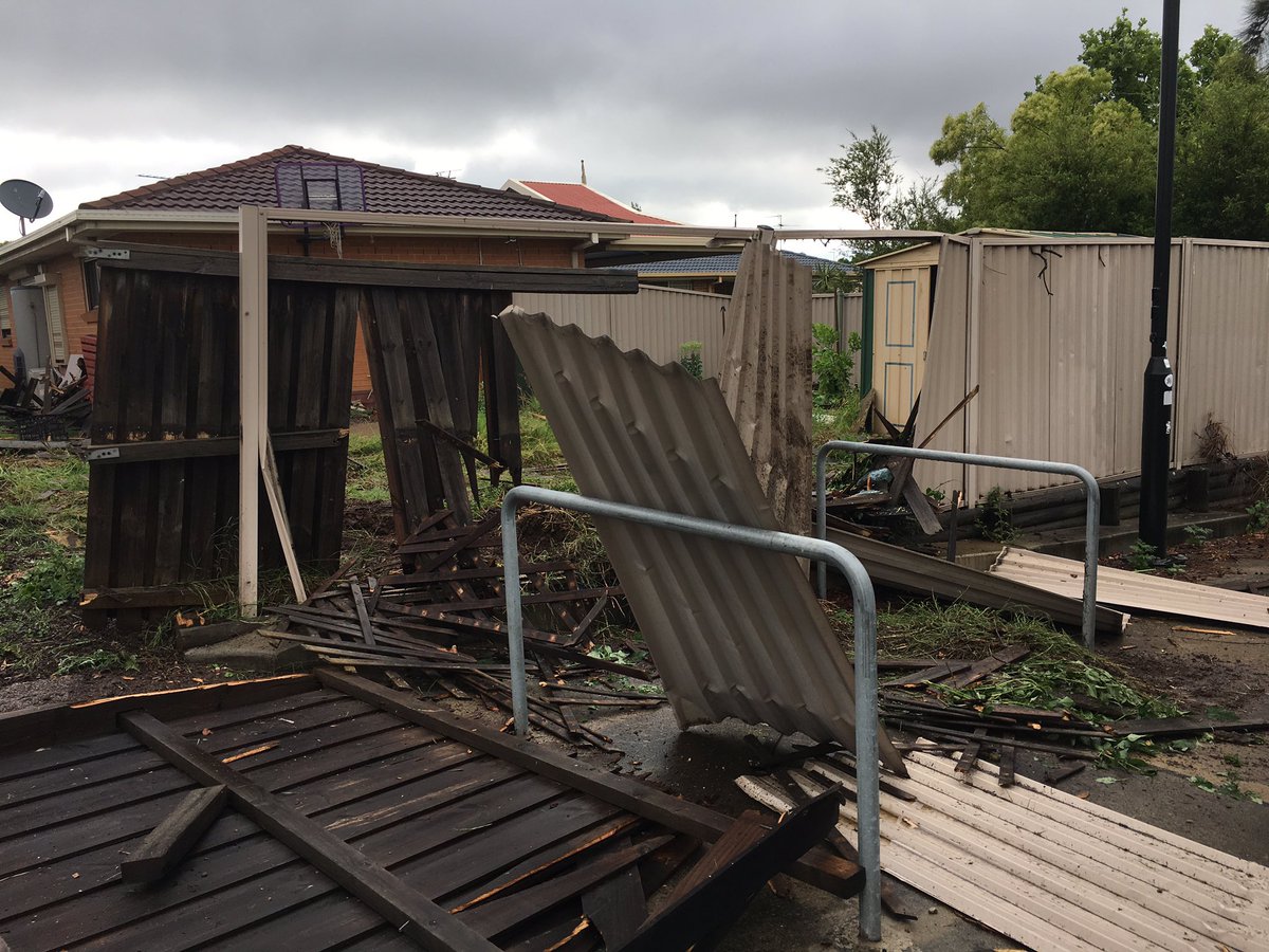 nellyselly's tweet photo. @M_1tch This happened near my house. #notmelbourne #stormyinsydney https://t.co/KjFgUptgBf