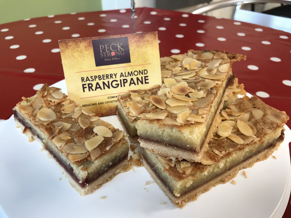 UpperCrust11's tweet photo. It’s cold out there, it’s nearly the weekend.....go on treat yourself to one of our hot savoury choices followed by something sweet from one of our vans in Calne, Devizes, Chippenham, Royal Wootton Bassett and Swindon area! Or come and visit us at our trade counter in Calne 👍🏻 https://t.co/5ytwLqSONy