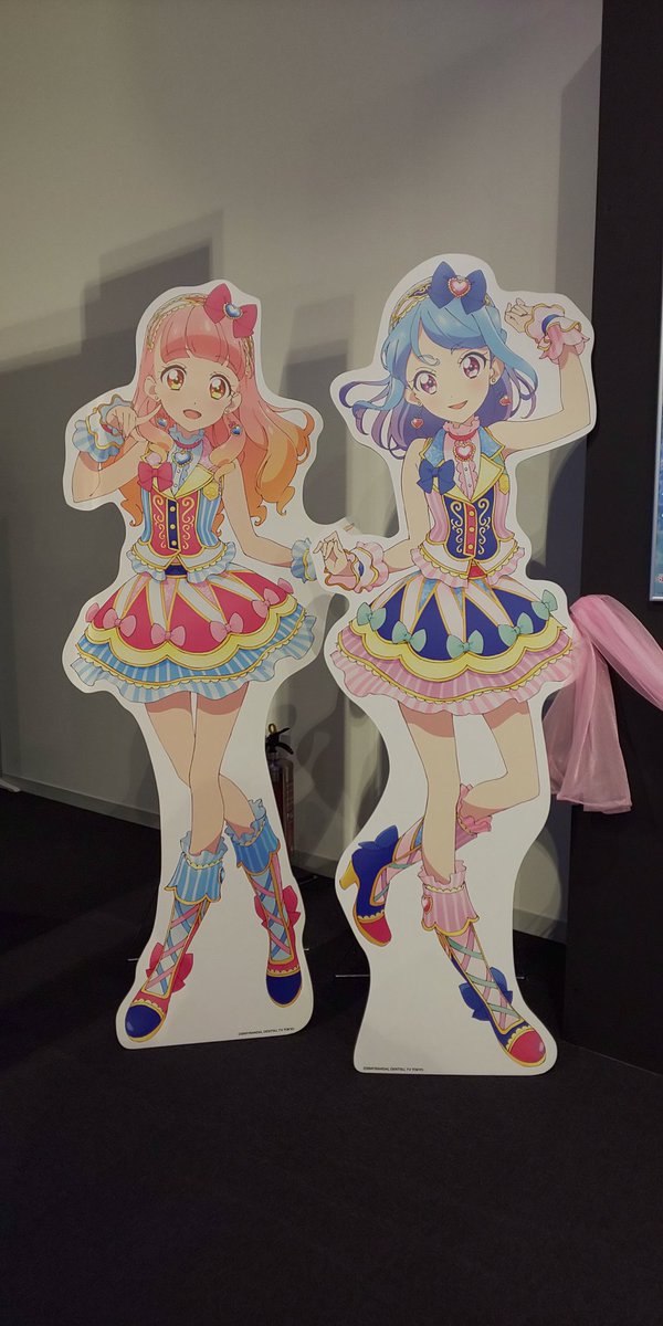 O Xrhsths Candyrainbow Sto Twitter 東京アニメセンターの展示 アイカツ アイスタ全話の使用曲一覧とアイカツシリーズのポスター展示がされた入口通路を過ぎるとピュアパレットの2人がお出迎え テヅカツ アイカツ Aikatsu アイカツスターズ Aikatsustars アイ O Xrhsths Candyrainbow Sto Twitter 東京アニメセンターの展示 アイカツ アイスタ全話の使用曲一覧とアイカツシリーズのポスター展示がされた入口通路を過ぎるとピュアパレットの2人がお出迎え テヅカツ アイカツ Aikatsu アイカツスターズ Aikatsustars アイ