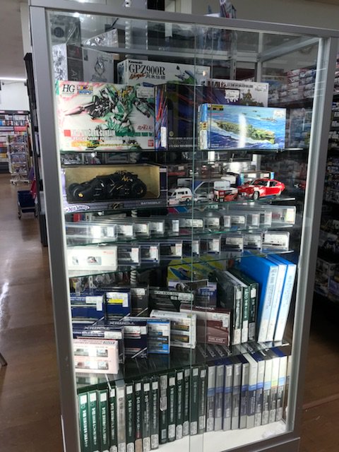 ブックオフ 公式 愛知県豊田市の ブックオフ豊田柿本店 では本日より新たにホビー商材の取扱いをはじめました フィギュア プラモデル 模型 鉄道模型 ミニカー など 魅力的な商品を取り揃えています もちろん買取も力を入れています 地域の皆様