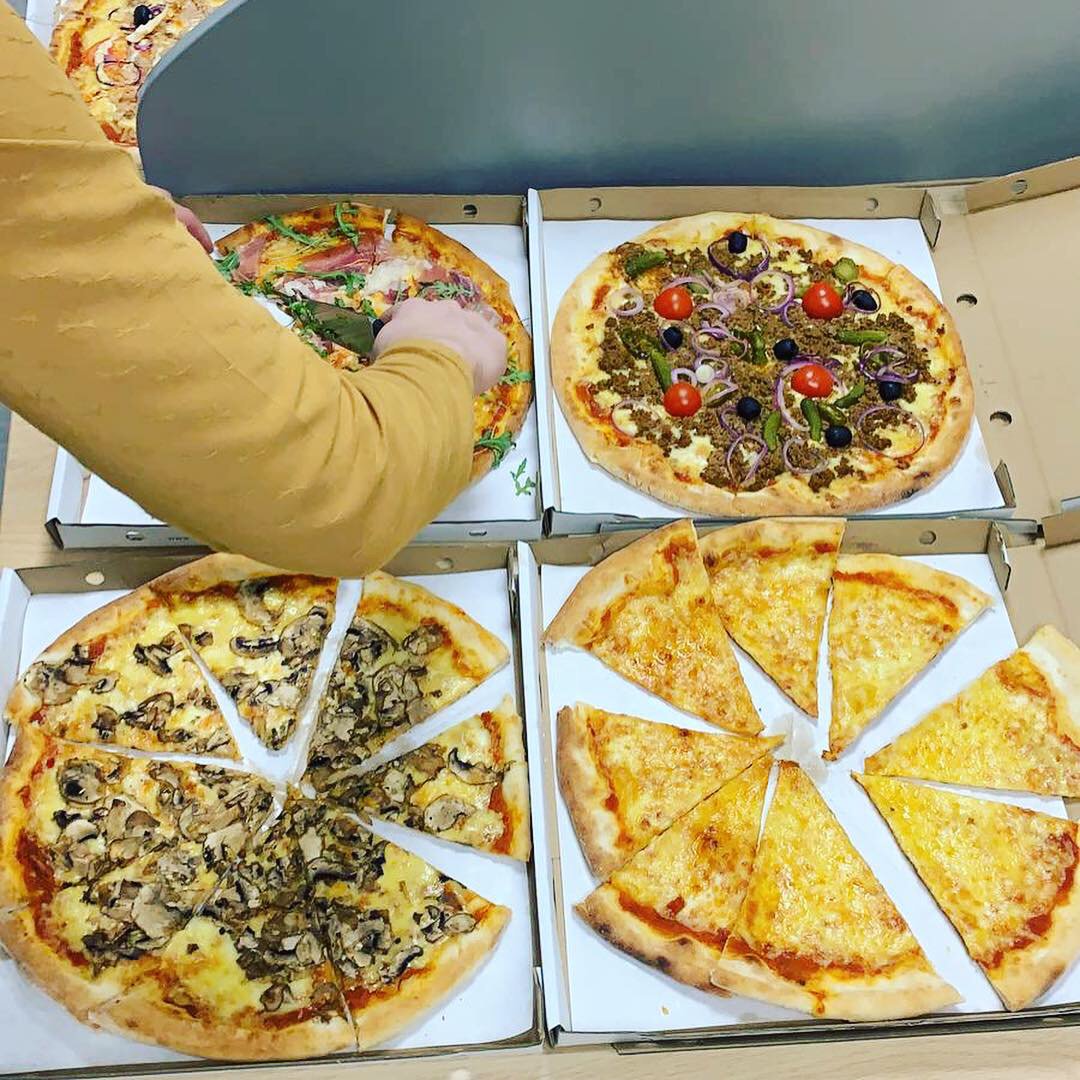 text2reach's tweet photo. It’s Friday and it’s time to share some pizzzzzzza and snacks. Let’s have a great day! Happy messaging to all! #sms #smsbusiness #smsporthorses #smsbusinessmatters #smsgateway #itbusiness #pizza #pizzatime #friday #text2reach #text2reachoffice https://t.co/oE4YYIOh9O
