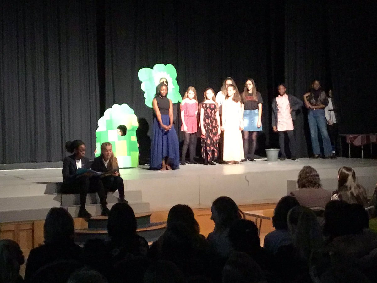 NorthamptonHigh's tweet photo. House plays for the last day of term! Starting with @nhs_selene with #Cinderella and then @nhs_demeter with #HanselandGretel @nhs_artemis with #SnowWhite and @nhs_hestia1 with #SleepingBeauty a tough call for our dedicated judges, @HeadmistressNHS @nieldre and Mrs Care @ArtNHS https://t.co/6er01QPIo6