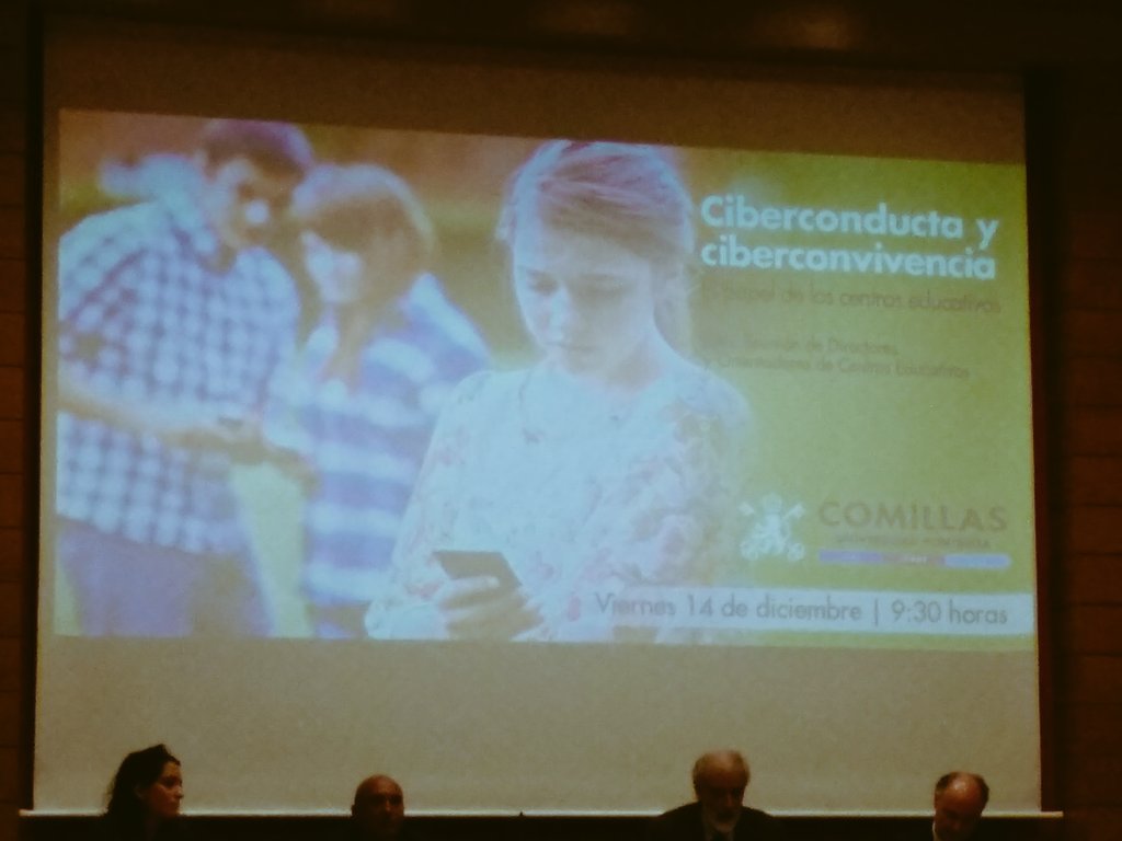 alexzapardiel's tweet photo. En la XXIV Reunión de Directores y Orientadores de Centros Educativos en @UCOMILLAS con @jaluengolatorre . Altas expectativas #ciberconducta y #ciberconvivencia https://t.co/Ytqtabsrku
