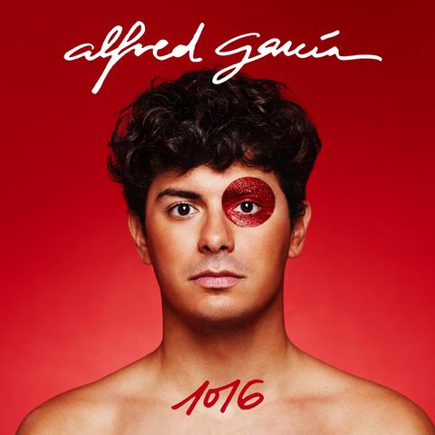 OT_Oficial's tweet photo. 😍 Hoy nos levantamos con un nuevo regalo musical que nos hace mucha ilusión compartir con todxs vosotrxs🎙️ "1016" de @alfredgarcia ya está disponible en todas las plataformas 👏🏻 ¡Estamos muy orgullosxs de ti! 📀 ¡Muchas felicidades! #OTDirecto14DIC https://t.co/tYBVJelkmy