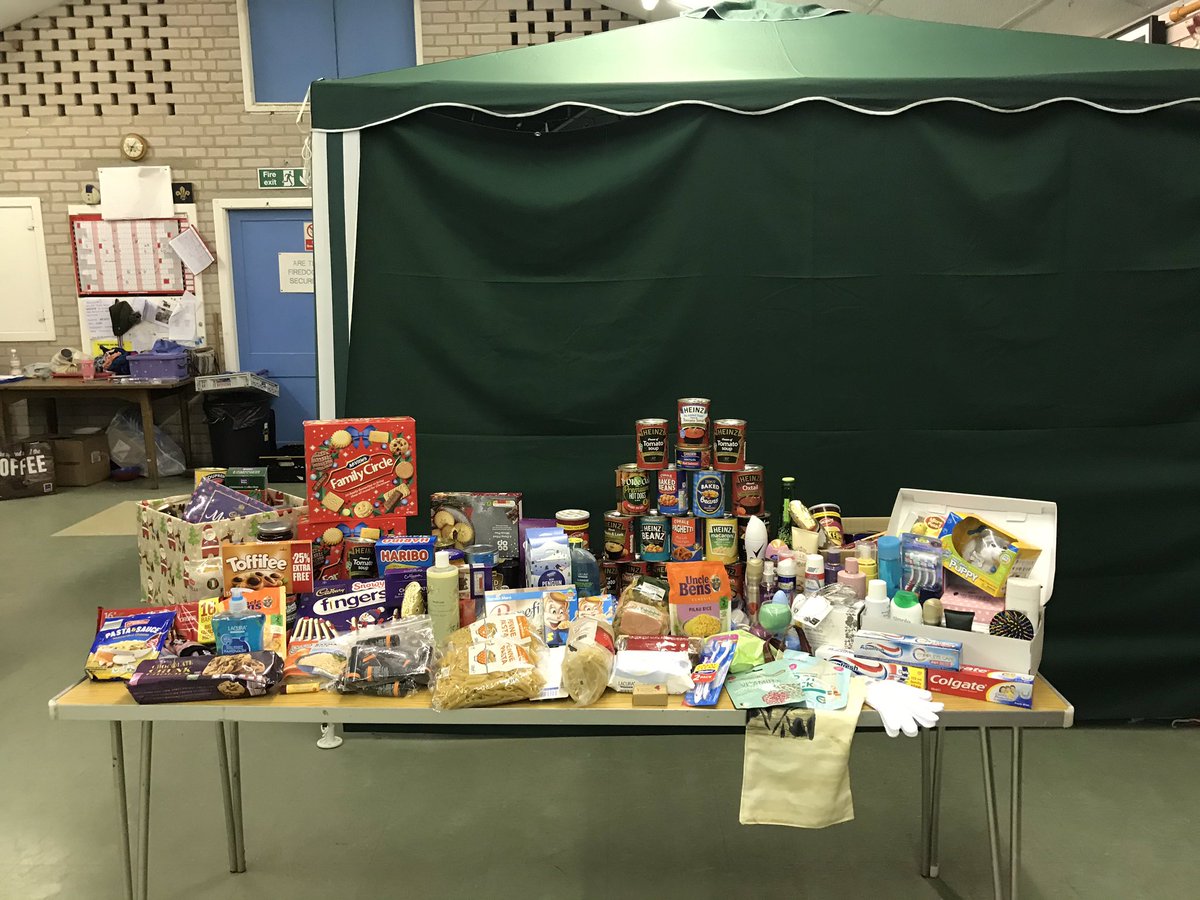 guidesarefab's tweet photo. Huge stash 4th Gnosall Guides collected for @hobstafford @guidesarefab @Girlguiding @StaffsGuiding @GirlguidingMids #helpingthehomeless #christmas https://t.co/swrZelE9ZC