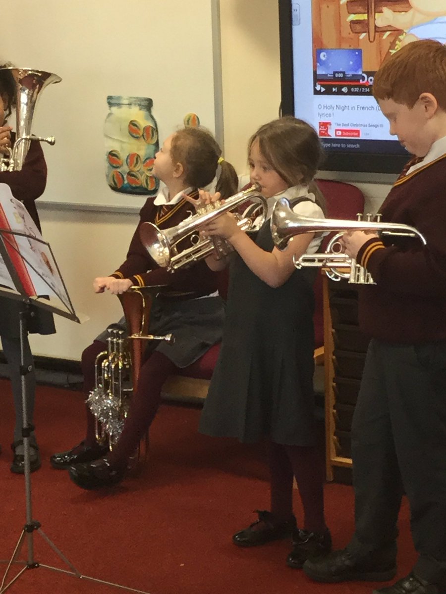 ssao_y2's tweet photo. Our brass players performing to the class WOW https://t.co/4DFPzNPprG