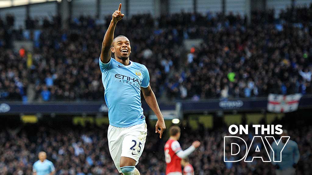 مانشستر سيتي 6-3 أرسنال. قبل 12 عامًا من اليوم، في مواجهة لا تُنسى، سجّل أهداف اللقاء كلٌّ من أغويرو، نيغريدو، فيرناندينيو، دافيد سيلفا، يايا توريه، إلى جانب والكوت وميرتساكر 