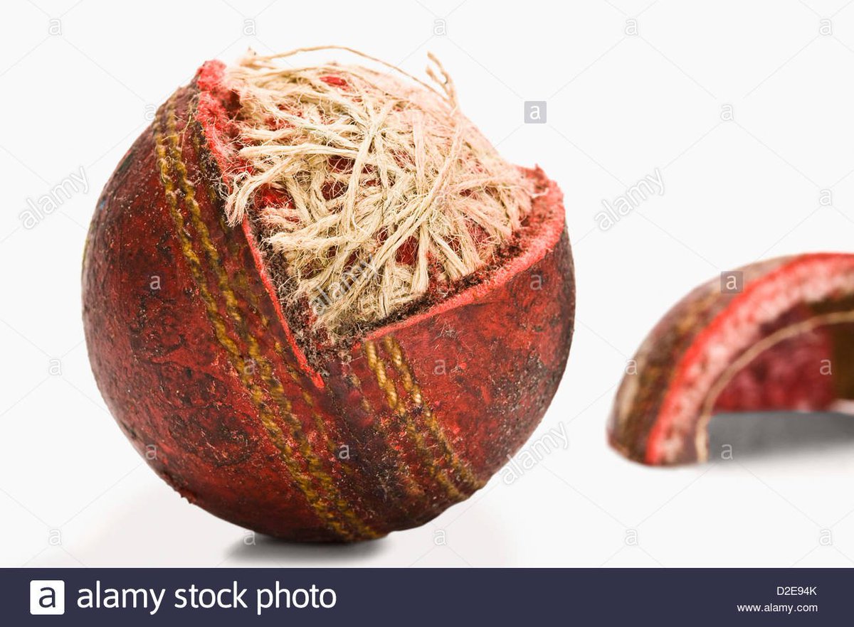 53_cans's tweet image. Why was Travis Head trying to do this to the new ball, half an hour before the end of the days play? #AUSvIND #AUSvsIND #Cricket