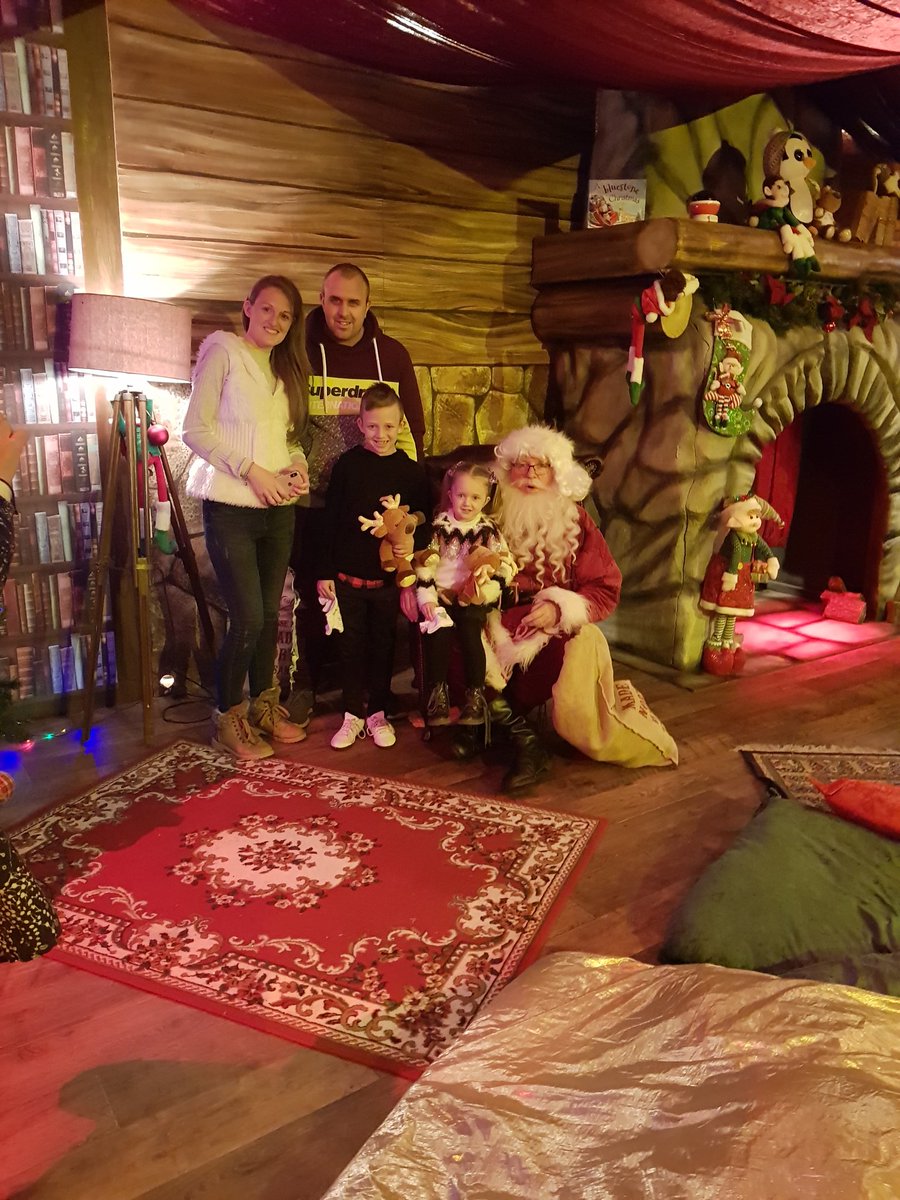 dandav37's tweet photo. Amazing holiday cant wait to come back next year already booked the panto kingdom of the elves santas workshop and also rudolph breakfast barn was all amazing and the kids loved it  @BluestoneWales https://t.co/w13TYZXTcH