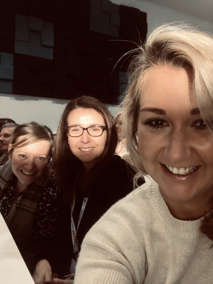 KateClifford07's tweet photo. More #christmasfun with the #workforceteam @LJChaps82 #LTHTY18 https://t.co/etf3J6eLE0