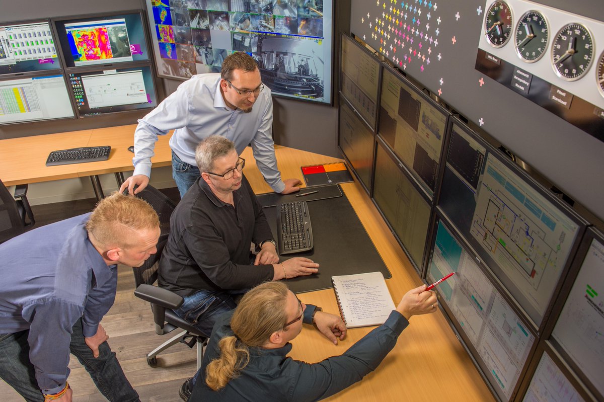 GeorgFischer's tweet image. 12 high-resolution monitors and a central 65-inch screen help to monitor the #networked equipment at GF Casting Solutions’ master #controlstation in Altenmarkt (AT). #industry4 #digitalization