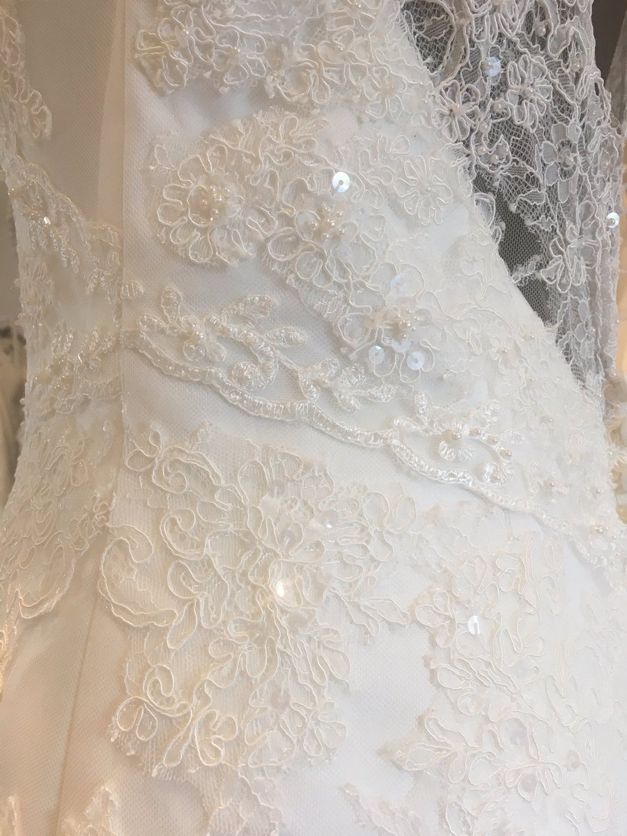TownhouseBridal's tweet photo. Luscious lace and subtle sparkle 😍
This beautiful dress is Gainsborough by Opulence. It will fit a size 14 and is priced at £699...the RRP is £1,160! 👍🏻 
All our dresses are new or ex sample &amp; priced at £799 or less. Have you booked your appointment yet? ✅
#bridalshop #bride2be https://t.co/JC2BG28WY9