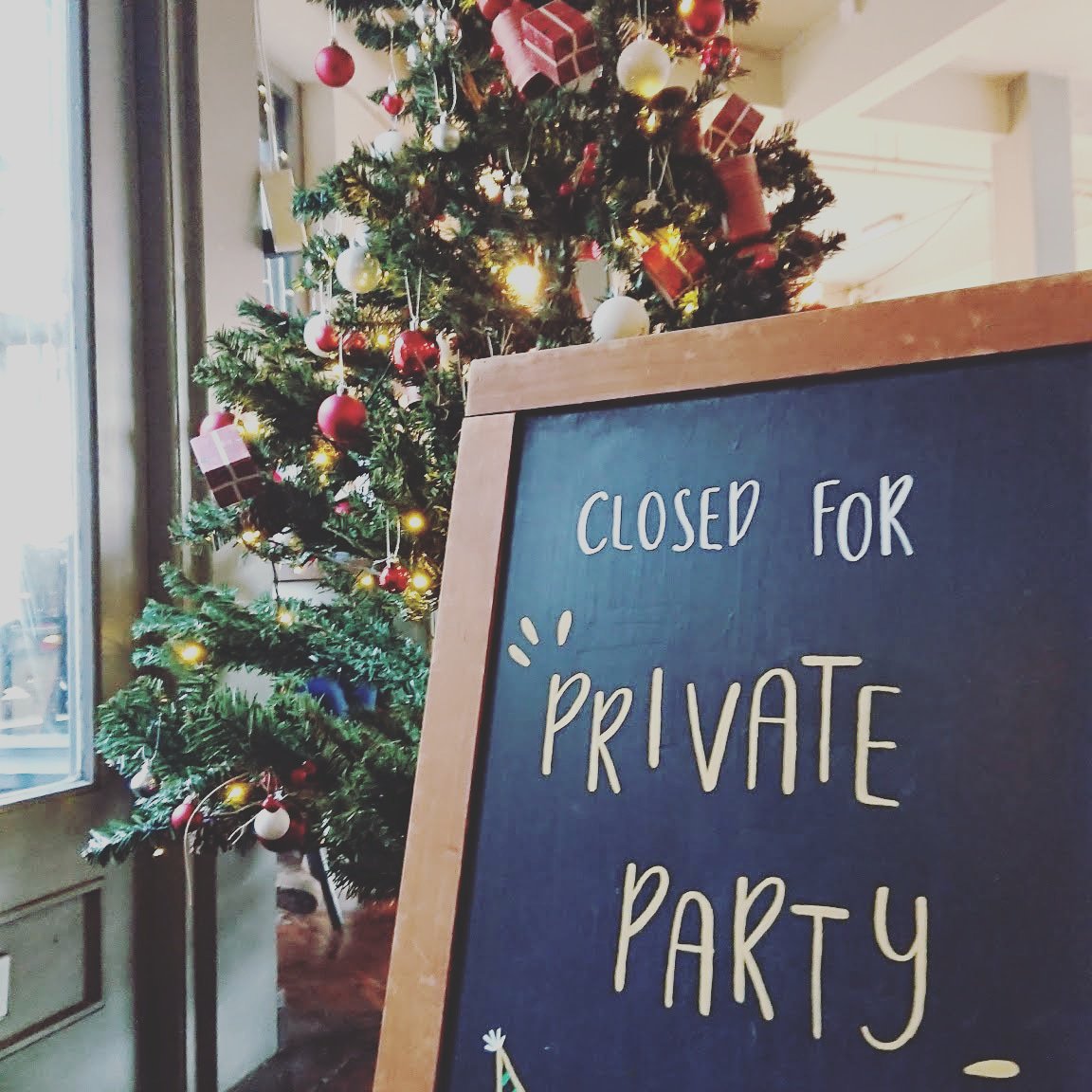 We're closed for a private party tonight. Pop down and see us for a pint this afternoon! 🍺