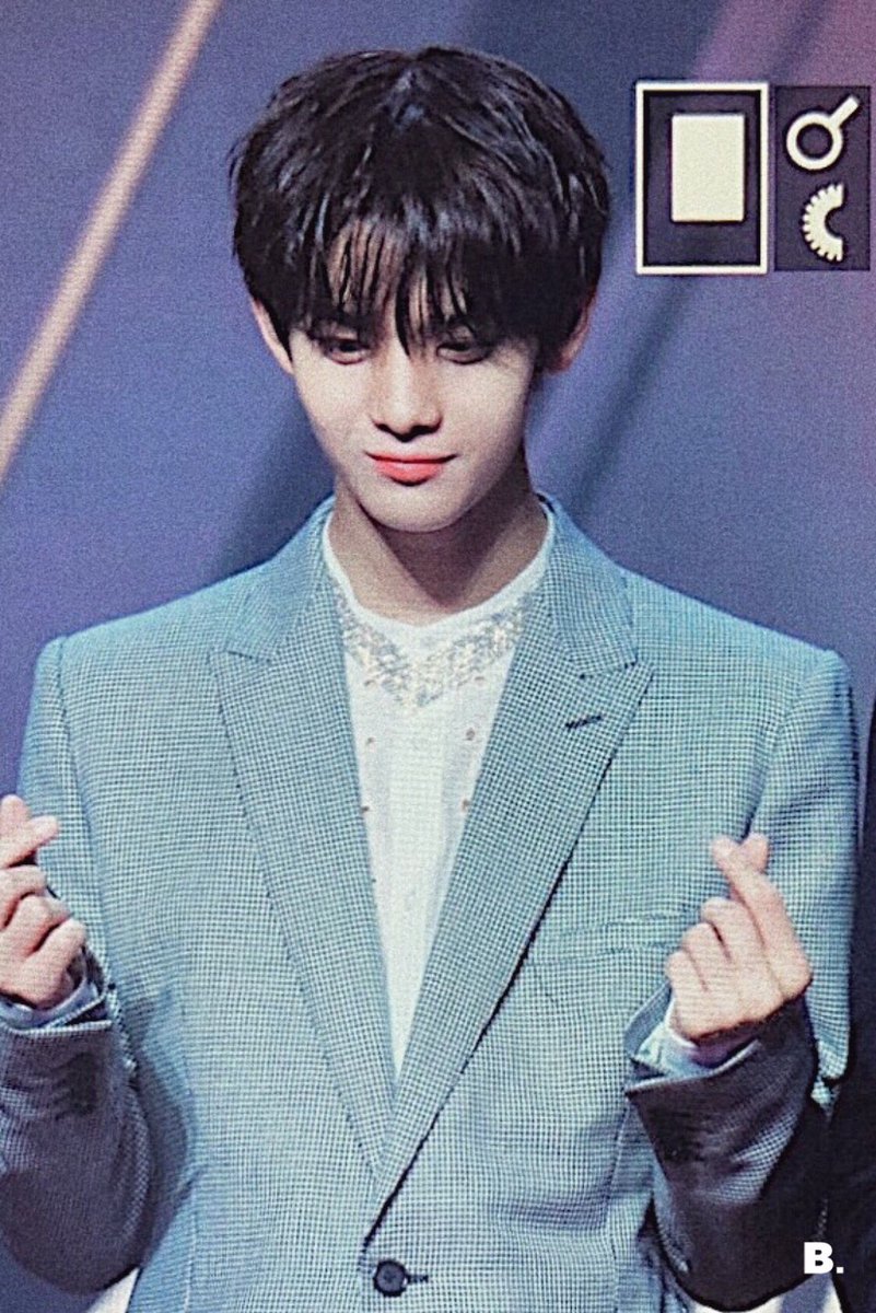 bbb_0510's tweet photo. 181214 MAMA in HK #배진영 역시 배레카 https://t.co/dAI3QDC7YH