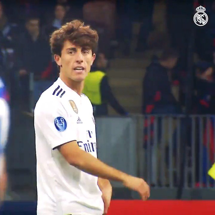 🎂🎉🙌 ¡MUCHÍSIMAS FELICIDADES a @alvaroodriozola, quien hoy cumple 23 años! #HalaMadrid