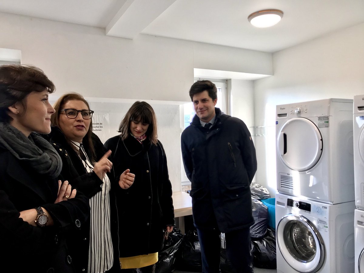 Inauguration du bastion de Bercy, centre d’herbergement d’urgence qui accueille et accompagne 308 personnes en familles et isolées. Le centre développe les liens entre ses habitants et ceux du quartier en faisant vivre des projets et des espaces destinés à des usages mixtes.