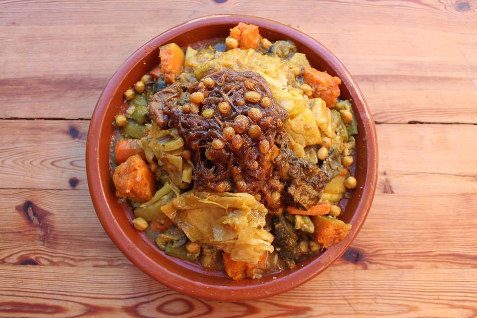 A happy Friday means you get to eat #delicious dishes of couscous with #friends and #family ! Join us at our philanthropic #restaurant in Gueliz for a taste of this special Moroccan #tradition.
#nonprofit #philanthropy #Morocco #Marrakech
