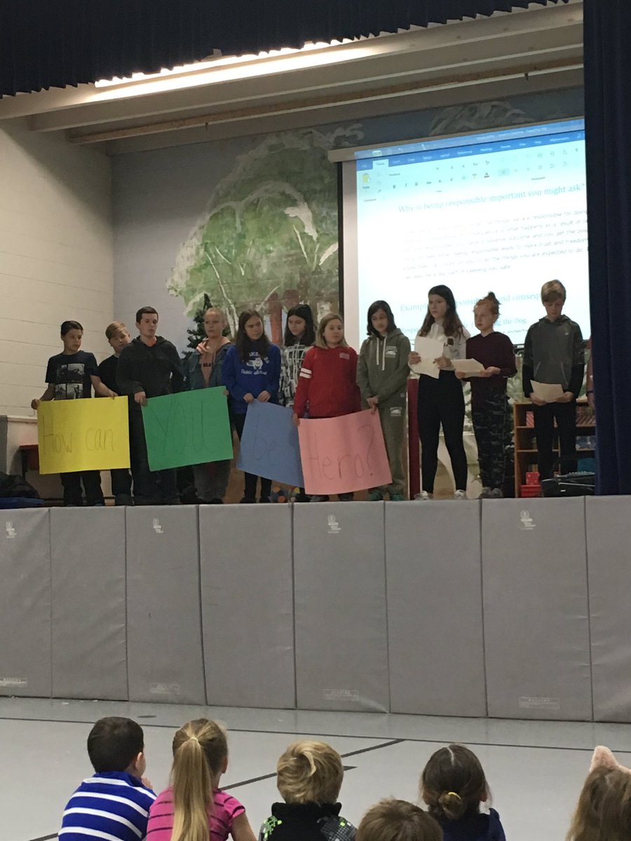 loro1064's tweet photo. Mrs. Harris’ class are leading our weekly assembly and dance.  Our virtue this month is responsibility. @GEDSB #weeklygettogether #welovetodance #BabyShark #responsibility #belikeBloomsburg https://t.co/5d1qvf0oR5