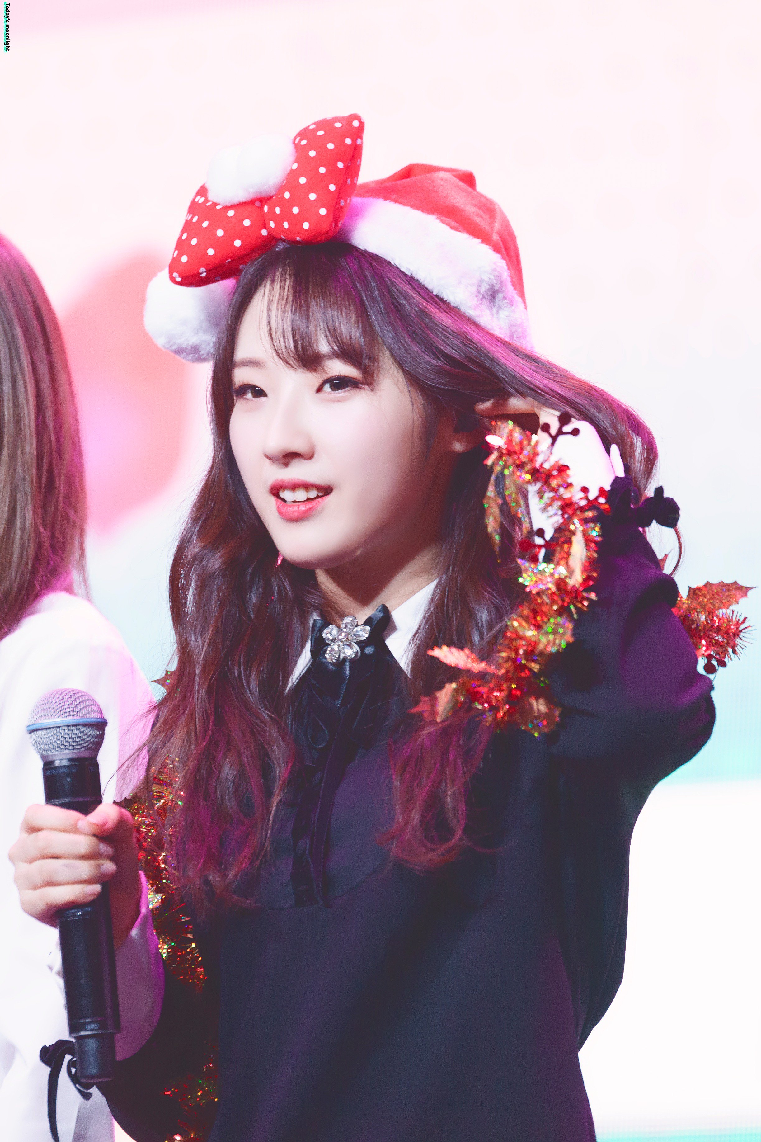 DuY2RYMUwAE0qvP.jpg:orig