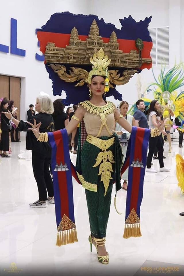 phan_neat's tweet photo. Miss Universe Cambodia 🇰🇭🇰🇭🇰🇭🇰🇭❤️❤️❤️❤️#MissUniverse #Cambodia https://t.co/i07ZISdtNS