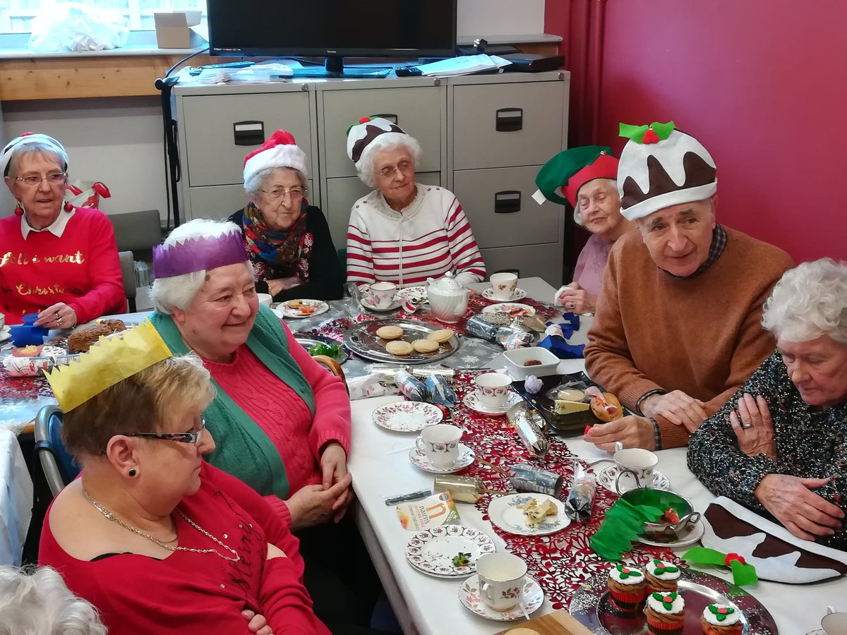 babsscully's tweet photo. Tesco ystradgynlais coffee morning , Xmas party , what a fabulous bunch , so much fun 🎉🍰🎄 @BastinLucie @welshy1976  @headcaseymike  @sarahlucking  @GaynorTubb https://t.co/XBHV2y29T5