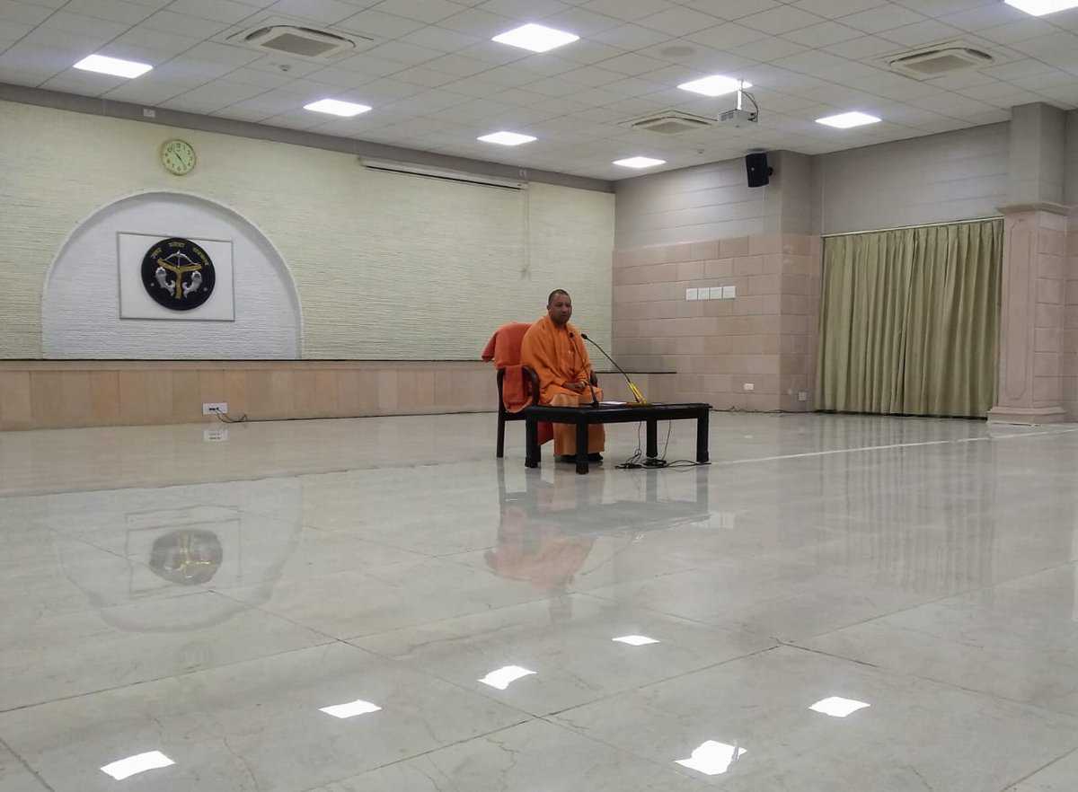 the_hindu's tweet photo. UP CM Yogi Adityanath interacting with media at Lucknow on Friday. Photo: @rajeeevbhatt https://t.co/BCKUonaycZ