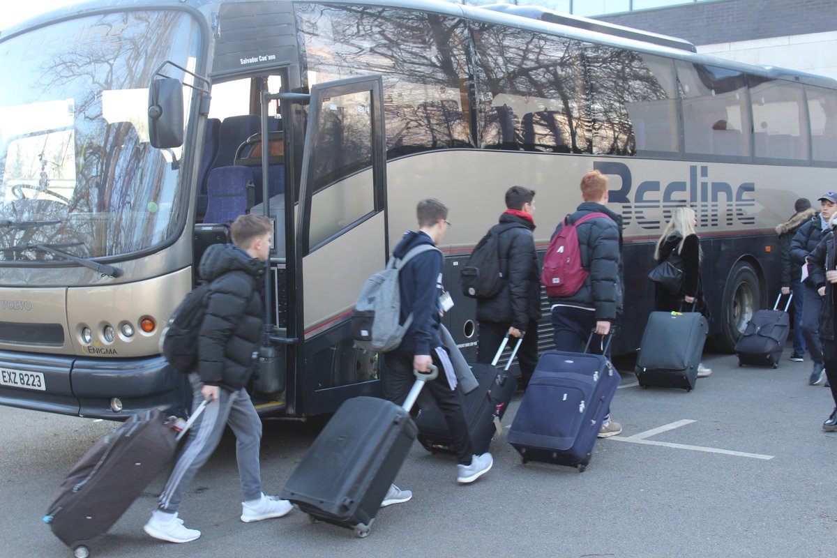 PriorPark's tweet photo. Seeing off our students heading to #NewYork this morning, many excited and happy faces! Have a great time everyone! https://t.co/GzKkTFf6E6