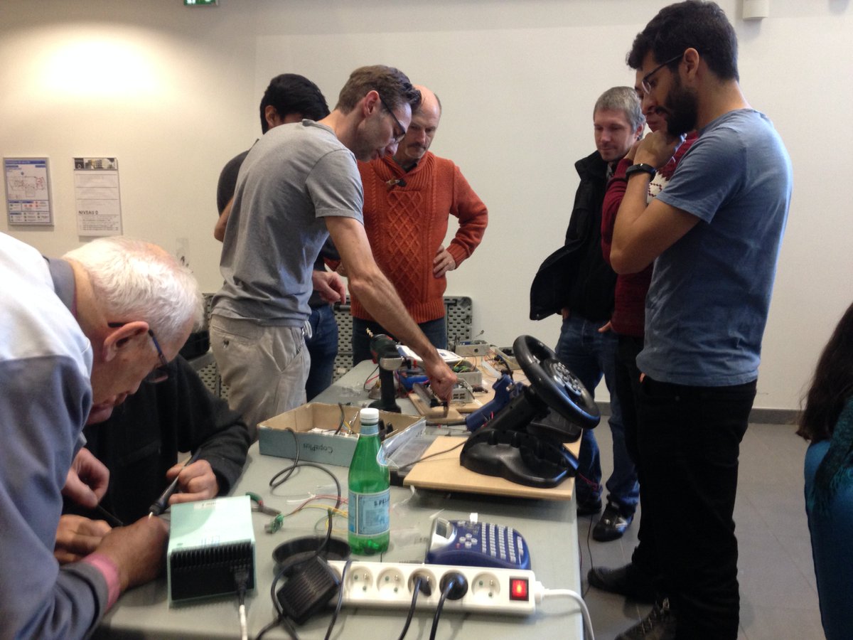 Labfab UR1 tweet media