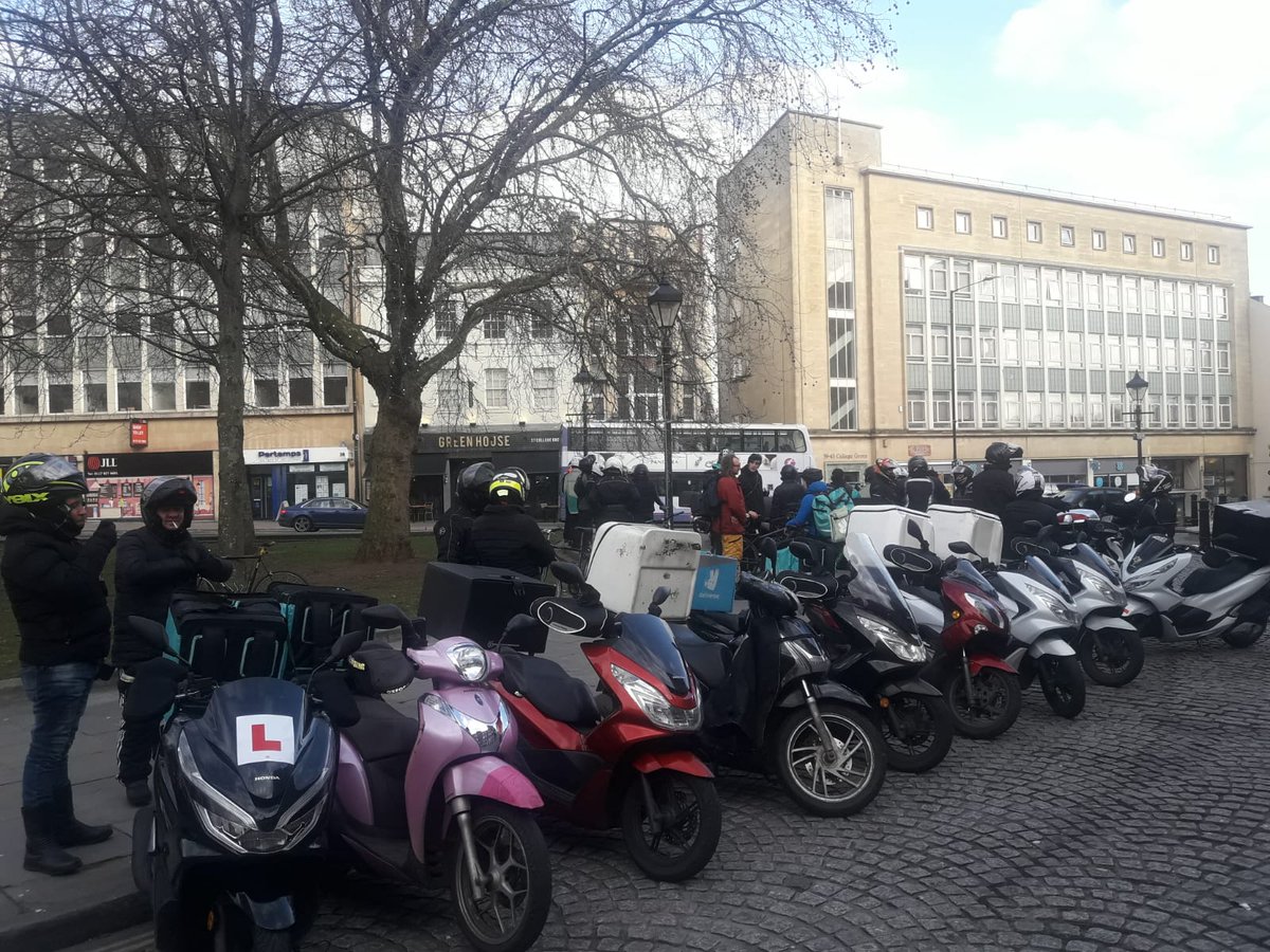 BREAKING: Deliveroo couriers in the newly formed Bristol Couriers Network branch of our network are marching on the Deliveroo offices in #Bristol, demanding better pay and respect.