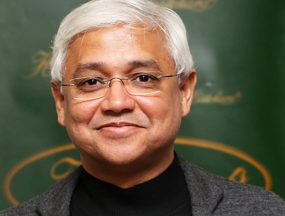 airnewsalerts's tweet photo. Novelist Amitav Ghosh selected for 54th #JnanpithAward for the year 2018. https://t.co/3FfLET3NnN