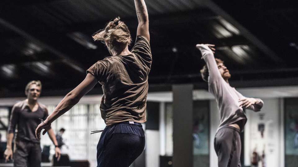 dancingopps's tweet image. A company class (classical #ballet) with Principal #Ballerina Constance Devernay, followed by a full day of creation with Scottish based creator &amp;amp; choreographer Jamiel Laurence buff.ly/2UtVRps When: 24/02/19 #dance #dancer #workshop #masterclass #London