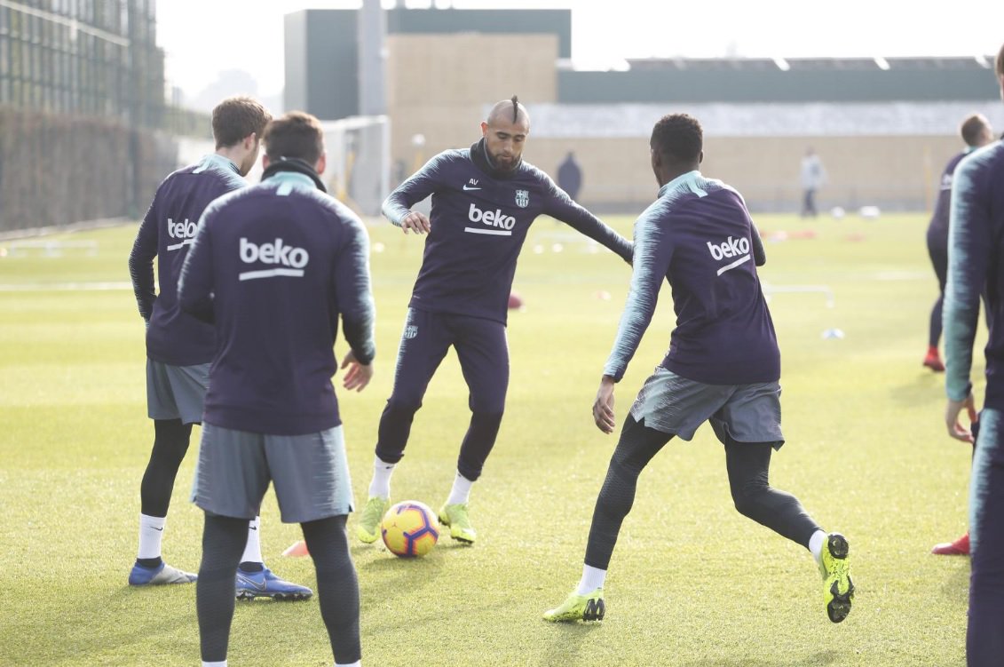 📌 L’anàlisi del Llevant, proper rival del Barça a la Lliga i a la Copa, ens preguntem qui ha d’acompanyar Messi i Suárez a la davantera #laporteria #FCBlive #LevanteBarça #CopaBarça #LaLiga #Messi
⚽️ @LluisMascaro @JoanPoquiEraso i Carlos Pérez de Rozas
🕝 14.25 a #betevé