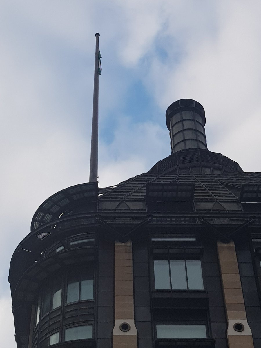 The <a href="/SuffrageFlag/">SuffrageFlagRelay</a> is flying over Portcullis House today - a shame it's not more windy, but fantastic to see it there at the end of its relay! @CGWomensNetwork <a href="/XgovCentenary/">Suffrage Centenary - Cross Gov</a> #Vote100