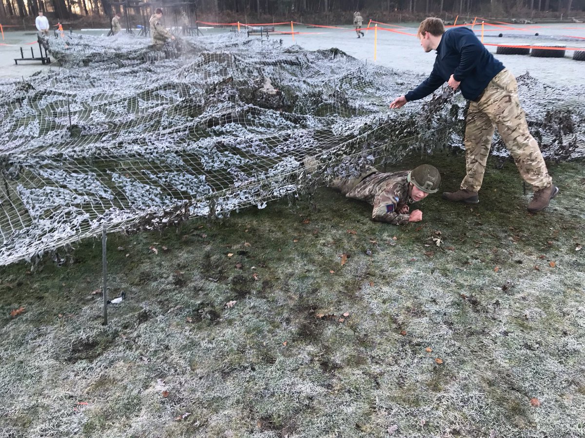 AirborneSappers's tweet photo. Going on Christmas Leave? There must be Commanding Officer’s Physical Training which means you earn it....... Won by 9 Para huge Squadron this week! #SapperStrong #StandByGo #BestEffort https://t.co/1WyrgkVN4d