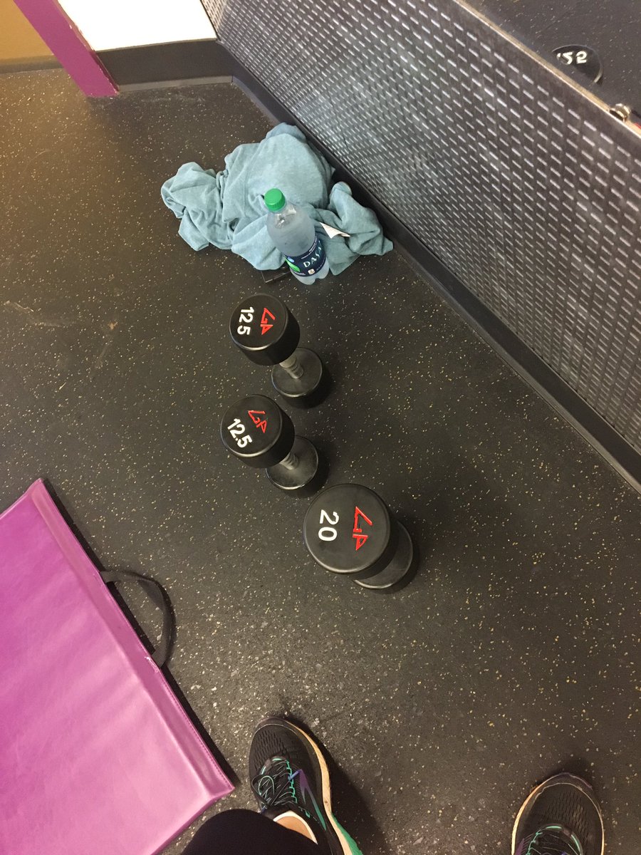 candice_dodson's tweet image. A week without weights and cardio.  Today is gonna hurt! #goalstomeet