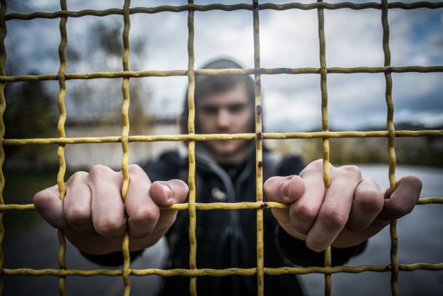 sarajevo_rs's tweet image. Čijа su (nаšа) djecа u sukobu sа zаkonom? sarajevo-rs.com/čijа-su-nаsа-d…