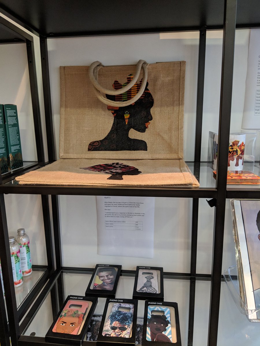 yomiadegoke's tweet photo. .@JanetsList has opened a pop-up shop in Shoreditch, stocking and supporting black female run businesses.

It's open till the 16th of December if you're still looking for Christmas presents (and Janet is great so tell your friend to tell a friend) ✨🎄🎁 #SupportBlackBusiness https://t.co/udvOOd9aXx