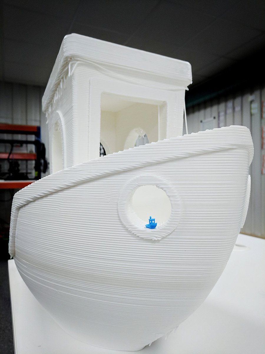 Engineer Sam and his new baby, a giant 4.9kg <a href="/3DBenchy/">3DBenchy</a> printed on a modified CR-10 S5 with a Super Volcano and Titan Aero. Printed with a 1.40mm nozzle, 1.65mm layer width and 1.00mm layer height, this badboy took 19 hours and 45 mins to print #SuperVolcano #3DBenchy #E3D