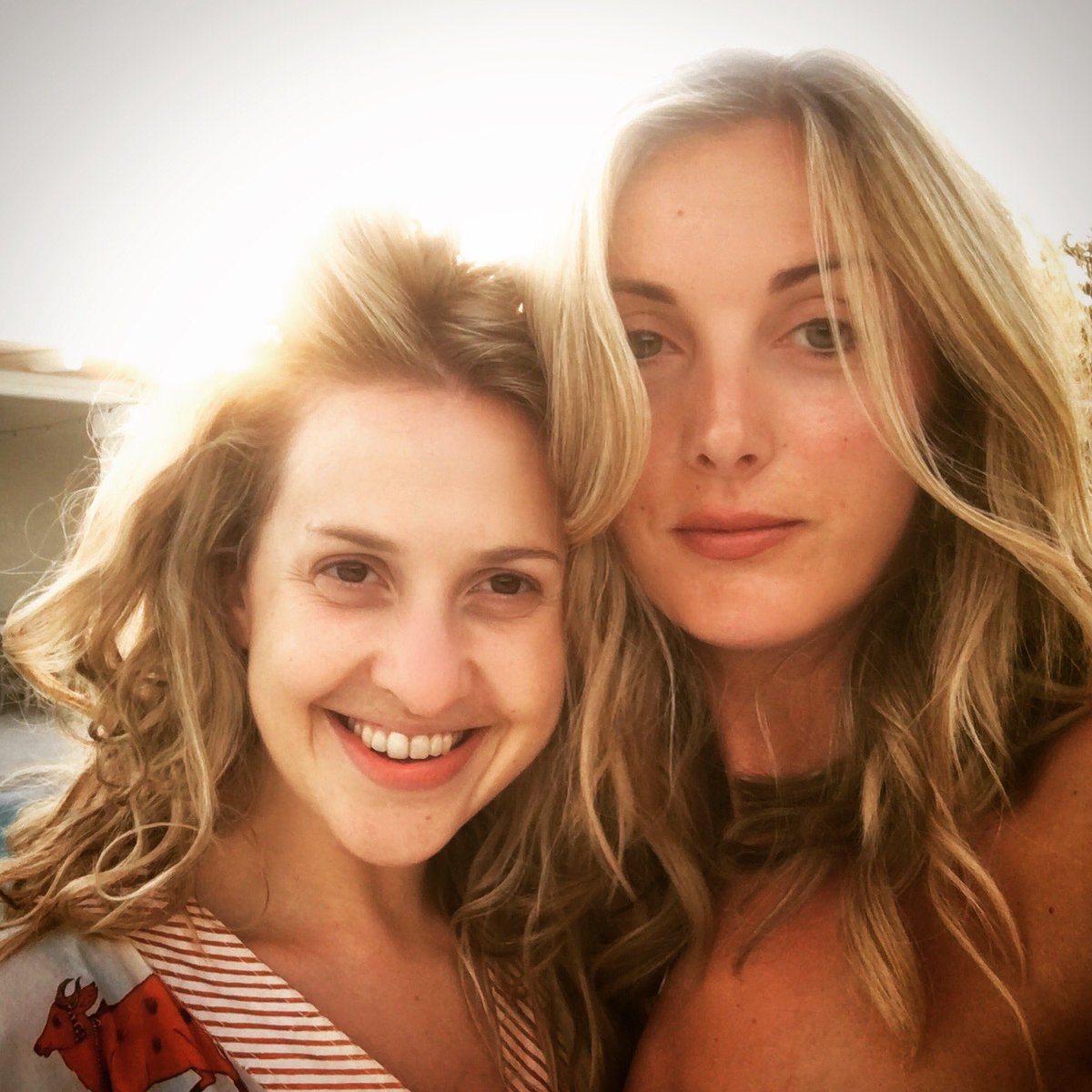 Betty Gilpin pictures Mayo Methot pictures