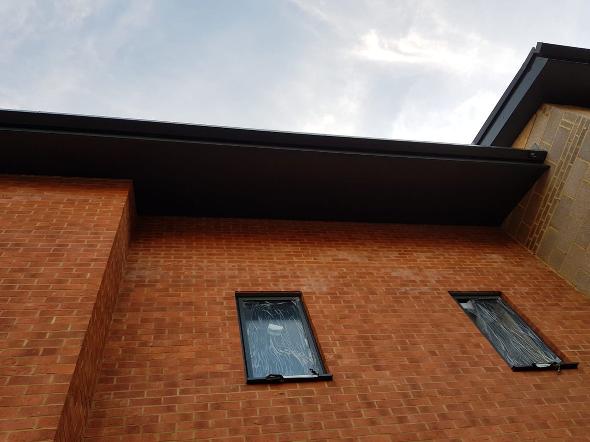 guttercareuk's tweet photo. Completed job in #KnowleVillage
#Installing new #Gutters #Fascia and #Soffit
#RooflineSystems #Specialists #HaylingIsland #Seamless #Aluminium #Guttering #CostEffective #NoLeaks #LowMaintenance @guttercareuk https://t.co/FPfzCopfEi